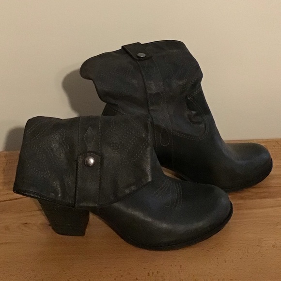 Gianni Bini Cowboy Boots Booties - Picture 1 of 7